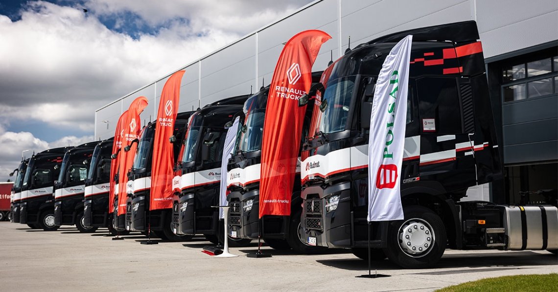 Budmat-Transport-16-Renault-Trucks-T4