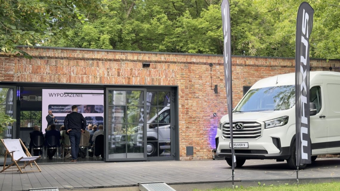  Maxus e-Deliver 7.