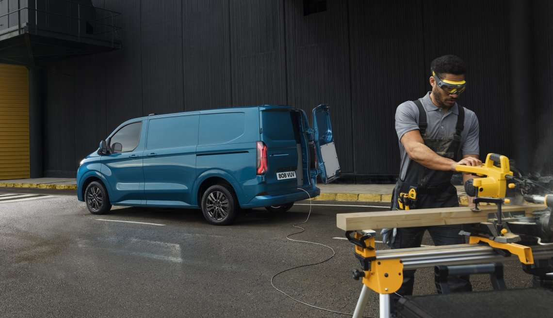 2022_FORD_E-TRANSIT_CUSTOM_15