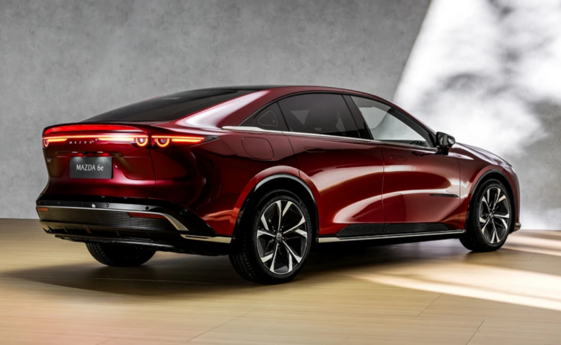 Mazda_6e_(1)