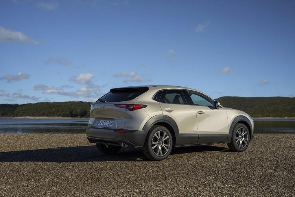 Mazda_cx-30_1
