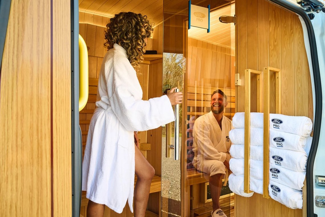 Ford_Transit_sauna2