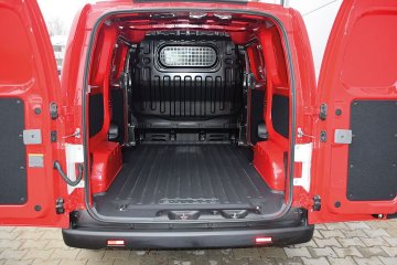 Nissan4