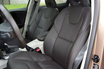 Volvo_V40_Cross_Country_PD (11)