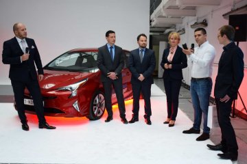 Toyota Prius flotowy (4)