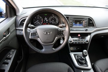 elantra  deska