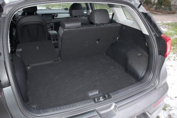 Kia wnetrze (3)