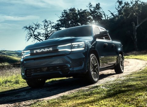 Ram-1500_REV-2025-1600-01