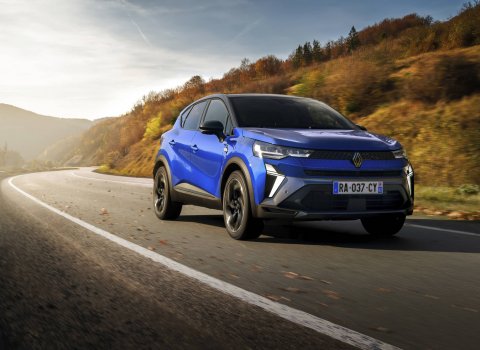 new_renault_captur_e-tech_hybrid_-_esprit_alpine_version_011