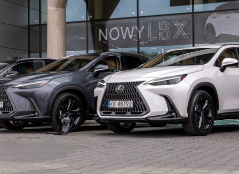 Lexus_nx_(2)