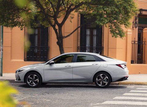 csm_2021_HYUNDAI_ELANTRA_08_1610_a8f7a0952b