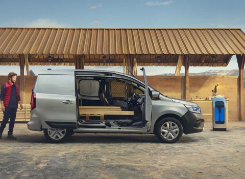 2-all-new_renault_kangoo_van_e-tech_electric_