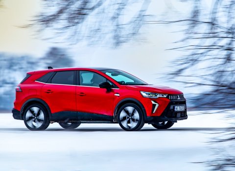 Mitsubishi_grandis_(7)