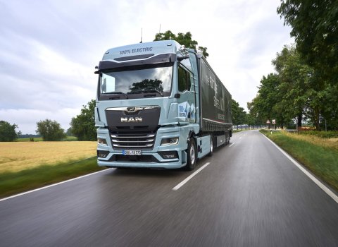MAN_electric_(2)