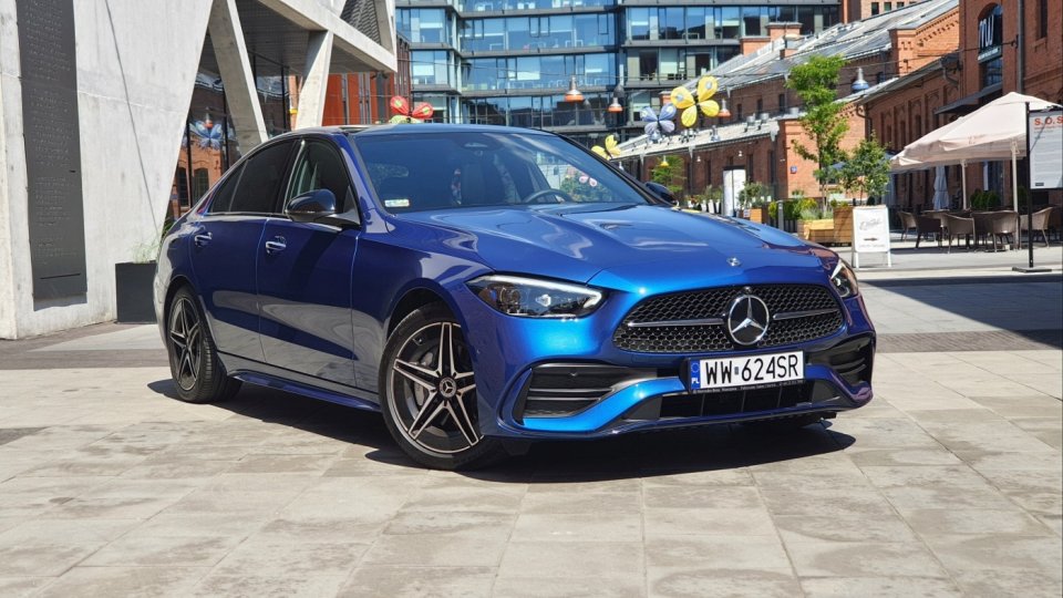 Mercedes-Benz_C220d_Mild-hybrid