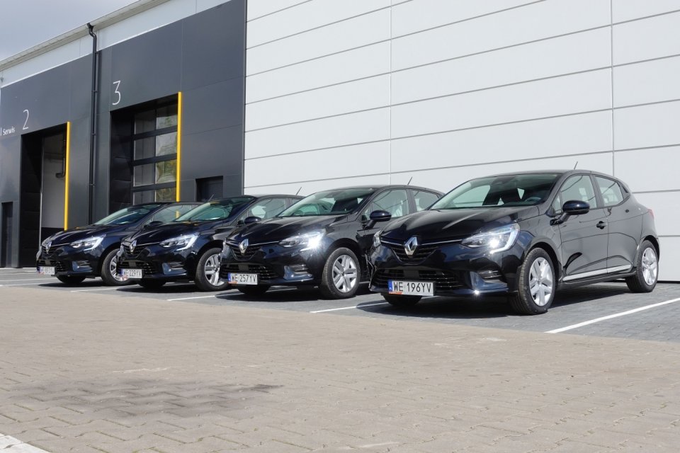Podstawowym samochodem, który trafia do floty Alior Banku, jest Renault Clio TCe 100 w wersji LPG. Do floty trafiają również modele Megane oraz Talisman. Francuskie samochody zastępują we flocie Volkswageny.