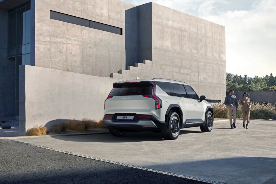 Kia_EV9__(5a)