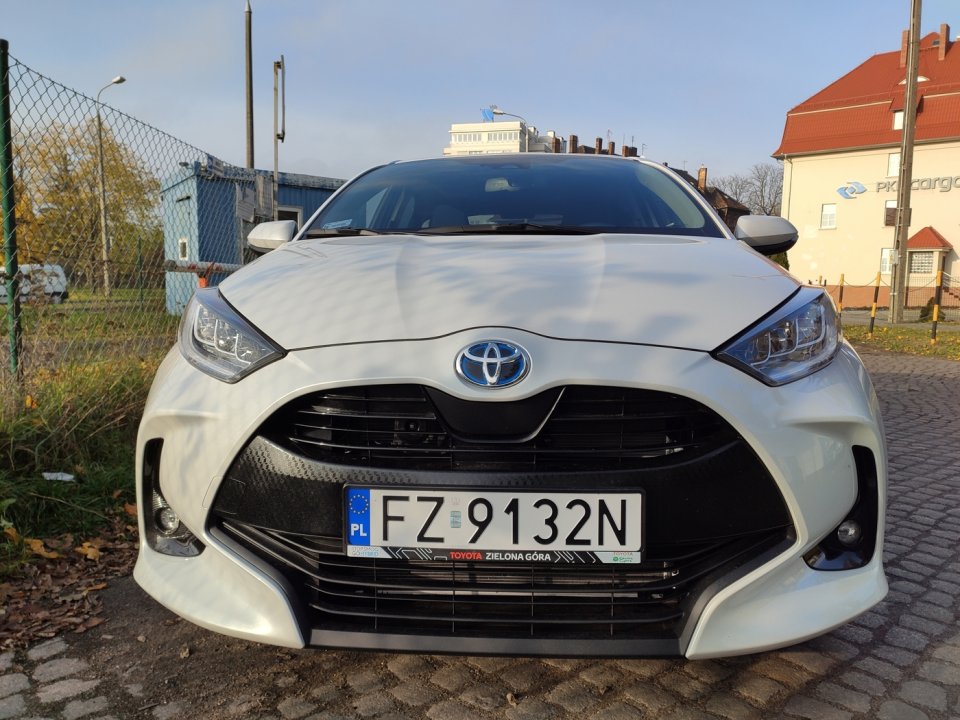 yaris_przod